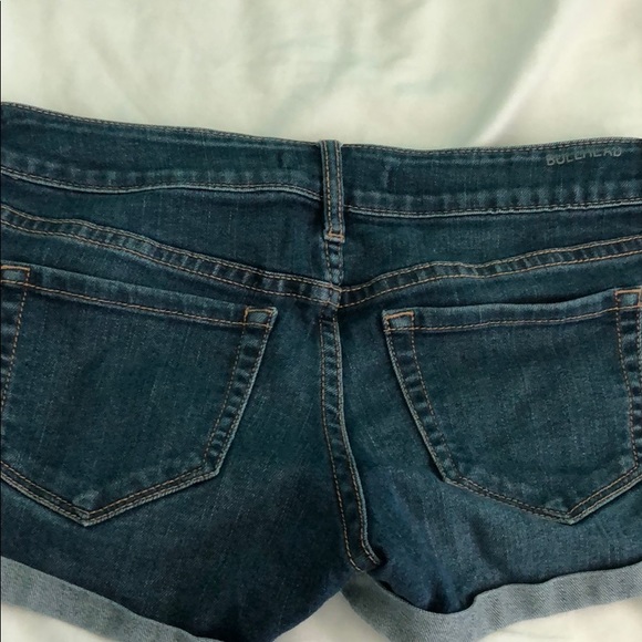 Shorts - Picture 3 of 3